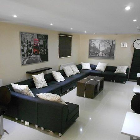 Mapesbury Hostel Лондон Экстерьер фото