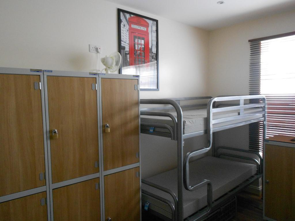 Mapesbury Hostel Лондон Экстерьер фото