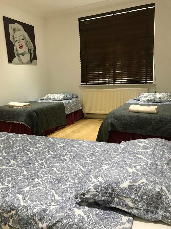 Mapesbury Hostel Лондон Экстерьер фото