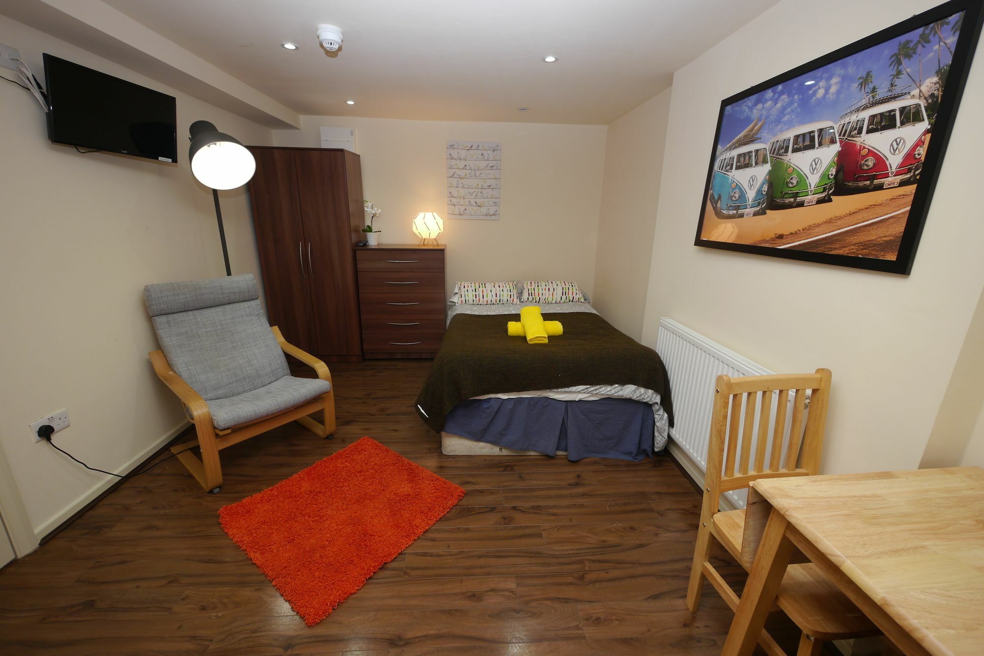 Mapesbury Hostel Лондон Экстерьер фото